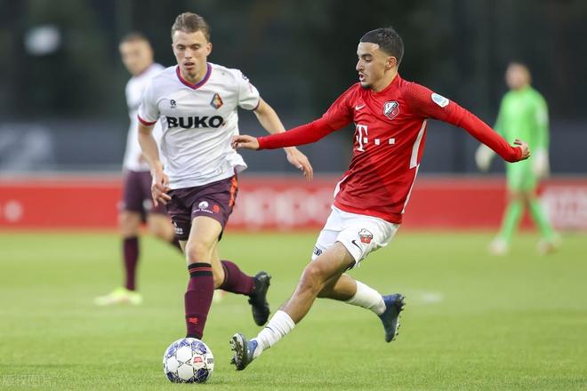 中屡获佳绩 中屡获佳绩