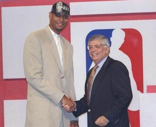 虎头蛇尾 虎头蛇尾